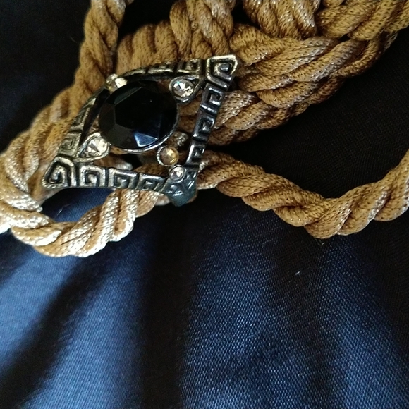 Ring - Picture 3 of 4